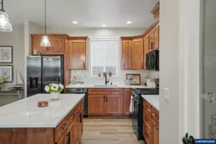 160 Salem Heights Ave S, Salem, OR 97302 - Photo 10