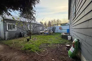 1018 7th St NW, Salem, OR 97304 - Photo 16