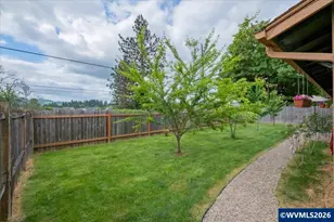 244 Honeysuckle St, Lebanon, OR 97355 - Photo 30