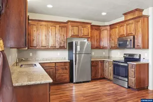 3571 Anchor Ct NE, Salem, OR 97305 - Photo 16
