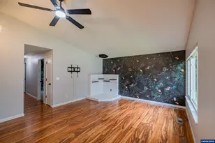 317 Vincent St, Philomath, OR 97370 - Photo 6
