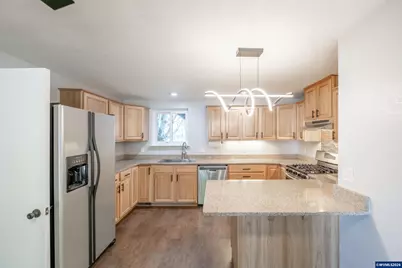 317 Vincent St, Philomath, OR 97370 - Photo 10