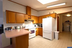 2752 Oakland Lp SE, Salem, OR 97317 - Photo 6