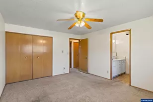 1740 Vanderbeck Ln, Woodburn, OR 97071 - Photo 22