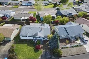 1740 Vanderbeck Ln, Woodburn, OR 97071 - Photo 38