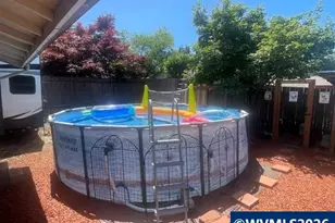 5021 Daniel St S, Salem, OR 97306 - Photo 40