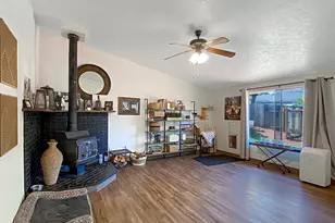 5021 Daniel St S, Salem, OR 97306 - Photo 22