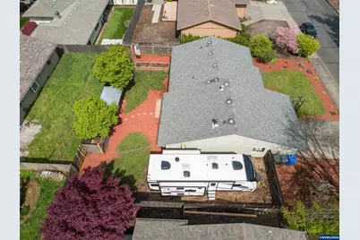 5021 Daniel St S, Salem, OR 97306 - Photo 12