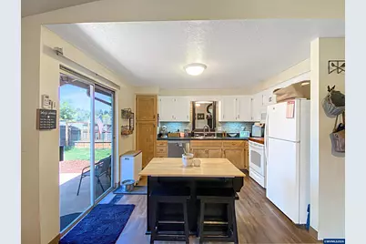 5021 Daniel St S, Salem, OR 97306 - Photo 30