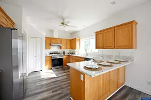 5265 Snowflake St SE, Salem, OR 97306 - Photo 24