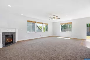 1964 Jamison Dr SE, Salem, OR 97306 - Photo 10