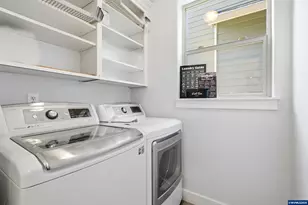 1964 Jamison Dr SE, Salem, OR 97306 - Photo 22