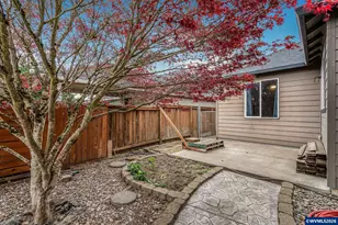 221 E 16th St, Lafayette, OR 97127 - Photo 36