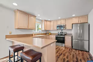 8797 Box Elder St, Corvallis, OR 97330 - Photo 4