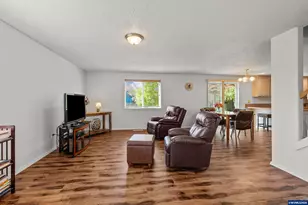 8797 Box Elder St, Corvallis, OR 97330 - Photo 4
