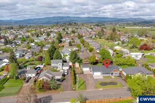 605 NW Orchard Dr, Dallas, OR 97338 - Photo 12