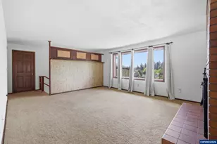 1290 Scenic View Dr, Stayton, OR 97383 - Photo 8
