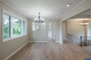 3385 Balsam Dr S, Salem, OR 97302 - Photo 26