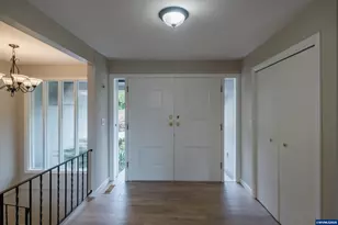 3385 Balsam Dr S, Salem, OR 97302 - Photo 20