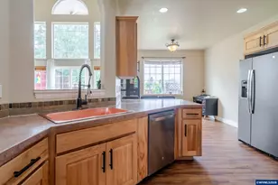 1140 46th Avenue, Sweet Home, OR 97386 - Photo 12