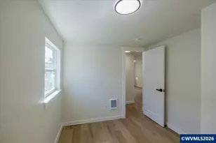 2404 10th St, Tillamook, OR 97141 - Photo 30