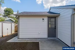 2404 10th St, Tillamook, OR 97141 - Photo 32