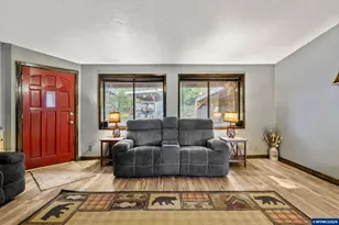 3543 Crooked Finger Rd NE, Scotts Mills, OR 97375 - Photo 6