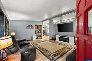 3543 Crooked Finger Rd NE, Scotts Mills, OR 97375 - Photo 4