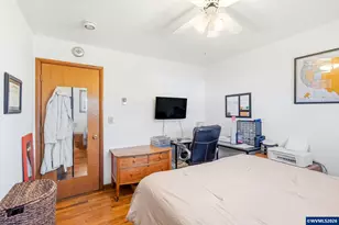 2510 Oak St SE, Albany, OR 97322 - Photo 16