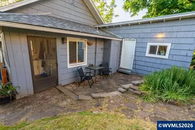 724 N Main St, Brownsville, OR 97327 - Photo 28