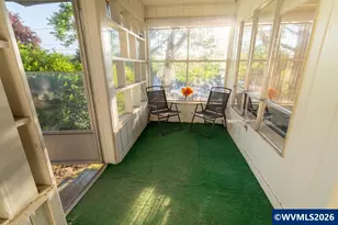 724 N Main St, Brownsville, OR 97327 - Photo 12