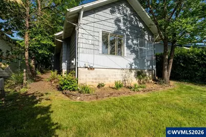 724 N Main St, Brownsville, OR 97327 - Photo 8