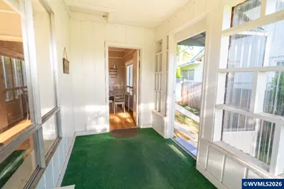 724 N Main St, Brownsville, OR 97327 - Photo 10