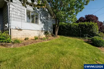 724 N Main St, Brownsville, OR 97327 - Photo 6