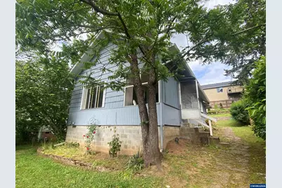 724 N Main St, Brownsville, OR 97327 - Photo 4