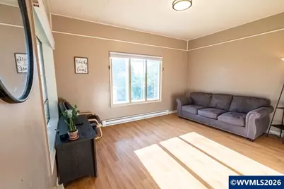 724 N Main St, Brownsville, OR 97327 - Photo 16