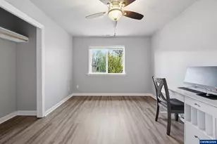 406 Sunset Ct, Amity, OR 97101 - Photo 12