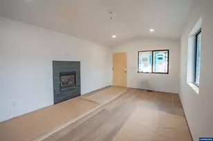 2456 Phillips Wy, Lebanon, OR 97355 - Photo 6