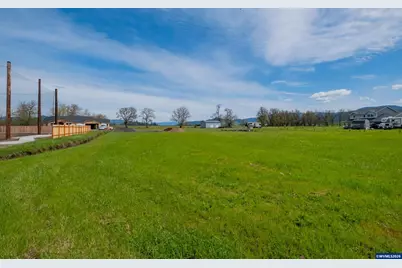 348 E Kisling Av, Brownsville, OR 97327 - Photo 32
