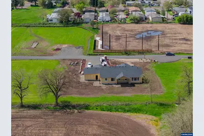 348 E Kisling Av, Brownsville, OR 97327 - Photo 20