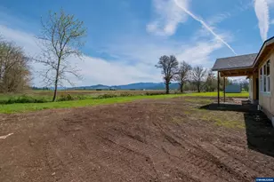 348 E Kisling Ave, Brownsville, OR 97327 - Photo 10