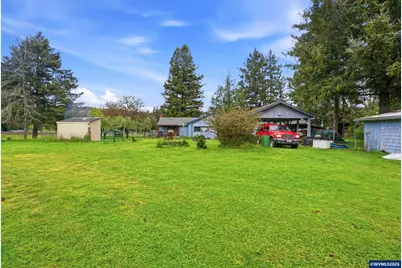 48974 SE Fairview St, Mill City, OR 97360 - Photo 42