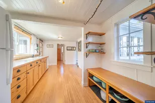 43 NW Knoxville St, Yachats, OR 97498 - Photo 8