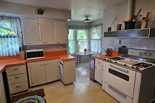 427 NE Yamhill St, Sheridan, OR 97378 - Photo 8