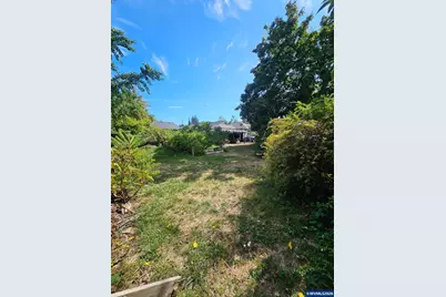 427 NE Yamhill St, Sheridan, OR 97378 - Photo 16