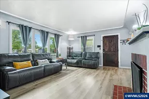 2410 Laurel Ave NE, Salem, OR 97301 - Photo 4
