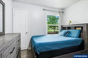 2410 Laurel Ave NE, Salem, OR 97301 - Photo 16