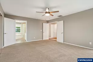 2470 Crestmont Cir S, Salem, OR 97302 - Photo 32