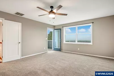 2470 Crestmont Cir S, Salem, OR 97302 - Photo 28