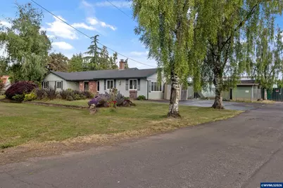 5665 Silverton Rd NE, Salem, OR 97305 - Photo 48